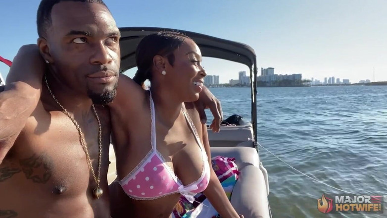 Rome Major Hot Wife: Romalı büyük ateşli evli kadın sakso adası