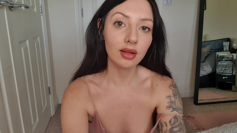 Tattooed Temptress: How Could You Step-daddy