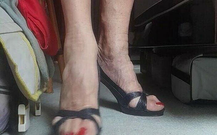 Lady Marzia: Marzia voeten