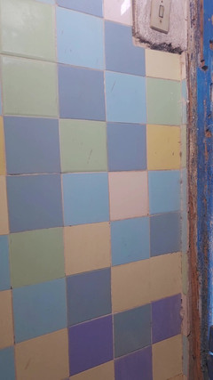 TheBlacKHunterr: Muncitorii din baie