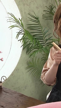 La splendida e sexy giovane MILF giapponese ha bisogno di un creampie nella figa calda