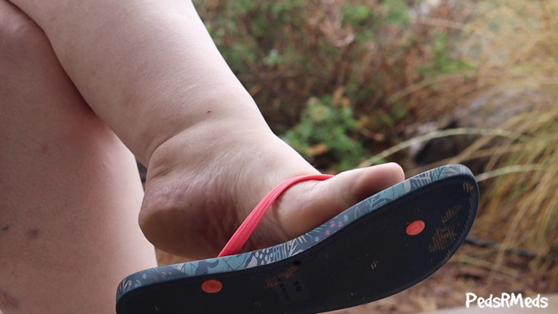 PedsRMeds: Miss Daisy Rae Flip Flop Dangling