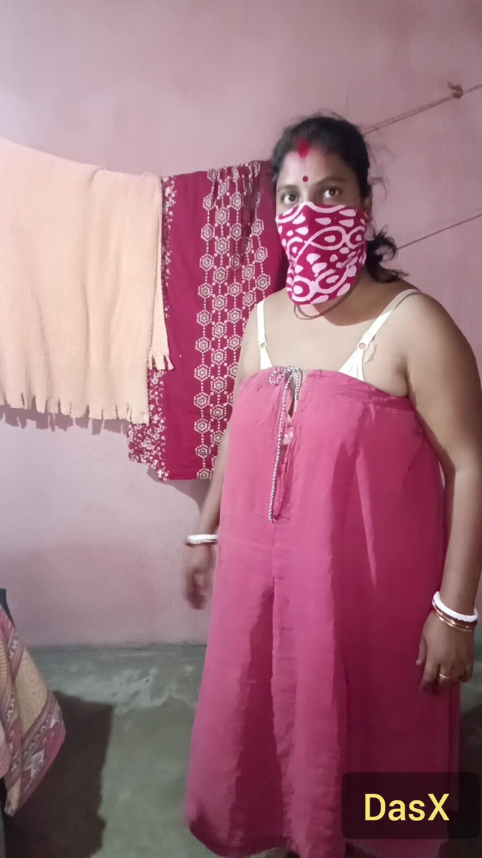 Pakhi0705: Sari Picură solo Sfw