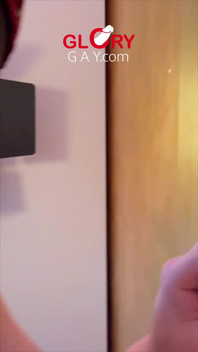 Cookie & Cream Xmas He Shoots… Then I Eat the Whole Cum-soaked Cookie. You Eating the Next One with Me