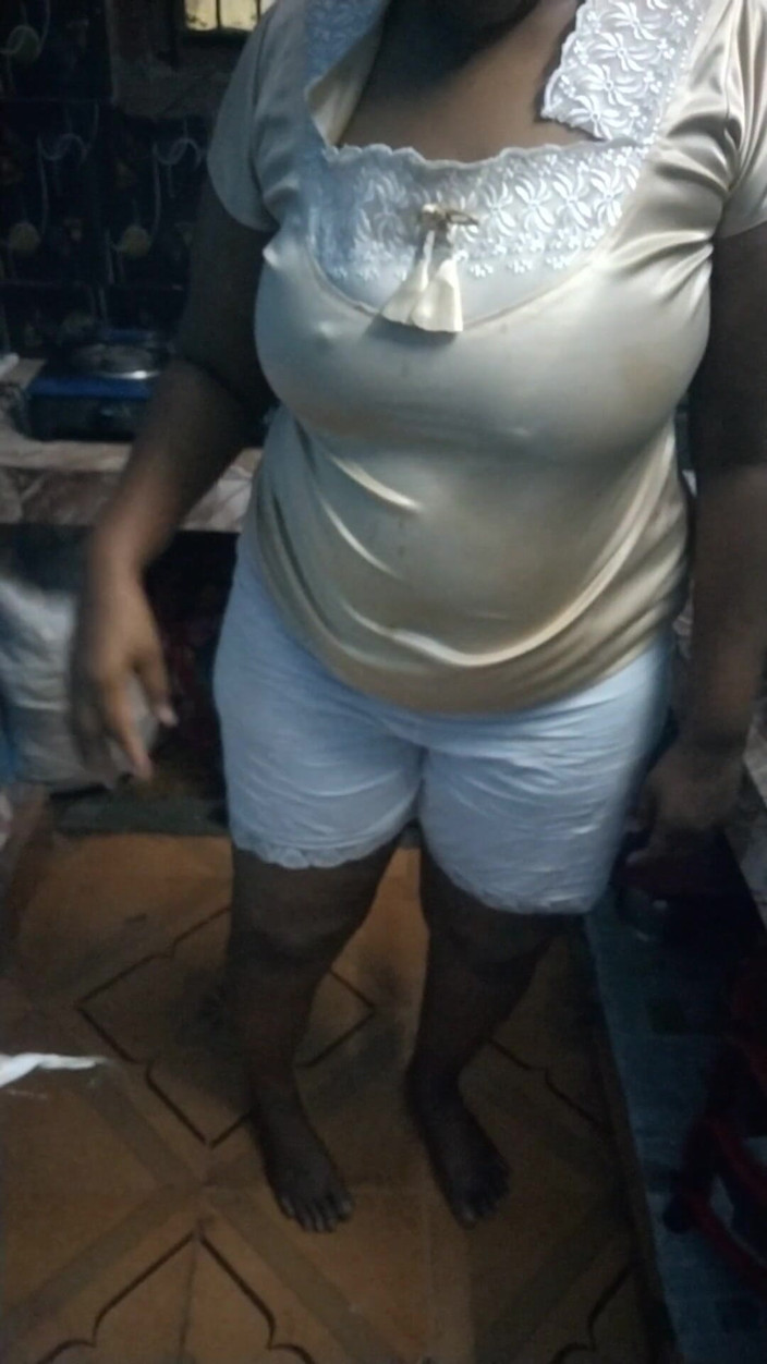 Benita sweety: Chubby Nipple