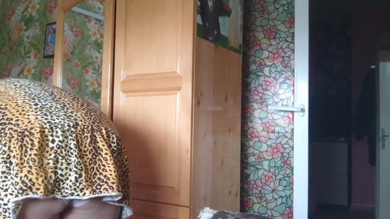 Putarankahotmilf: Trzy razy katowany pasierb patrzy na macochę