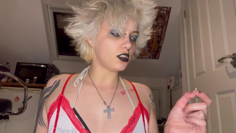 Glitterqueen1999: Kleiner mann schleicht sich ins wasser der krankenschwester