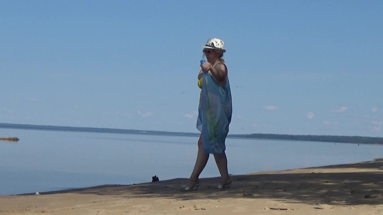 RedRoseRus: Moje žena na pláži