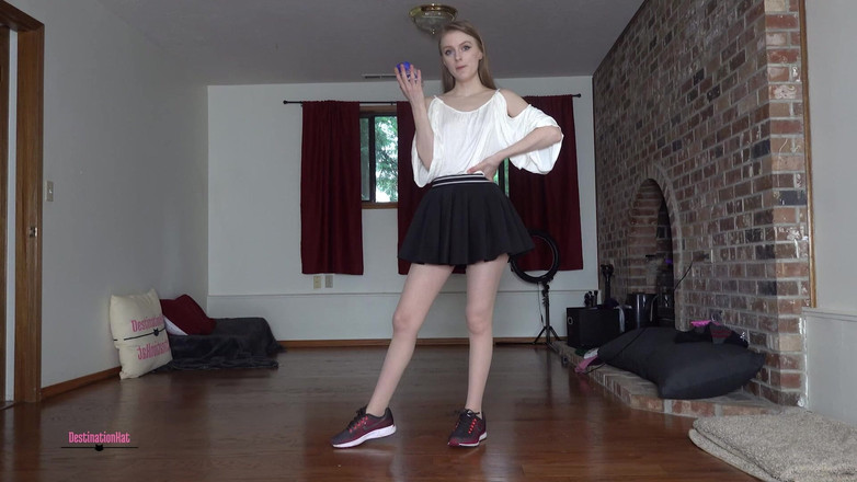 Destination Kat: विशाल स्तन विस्तार संकलन