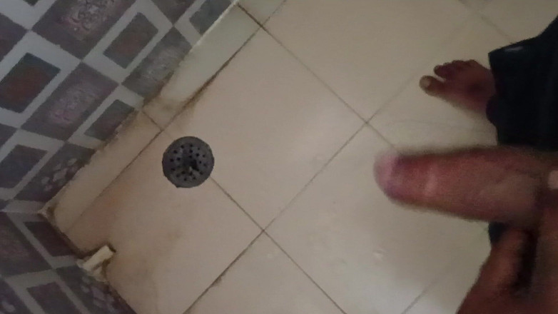 Soniya Rani: 热辣的水被移除，热辣的水被移除