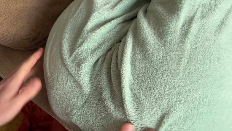 Mia Foster: Cazzo figa pelosa stretta e sperma dentro, delizioso creampie