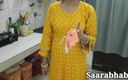 Saara Bhabhi: Hindi sexberättelse rollspel - het indisk styvmamma fastnade av kondom innan...