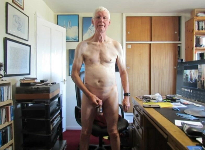 bigears: 볼 들것으로 짧고 즐거운 정액