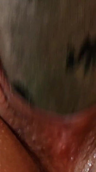 Fetiș cu șosete și porno cu vibrator imens