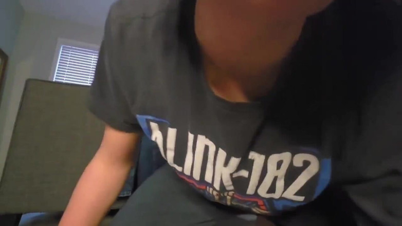 Kinkytwinkpamps: Rubia Twink te encoge, te lame y besa