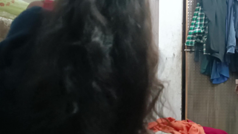 SanskariGirl1: College-Mädchen eingeölt und ihr Hintern