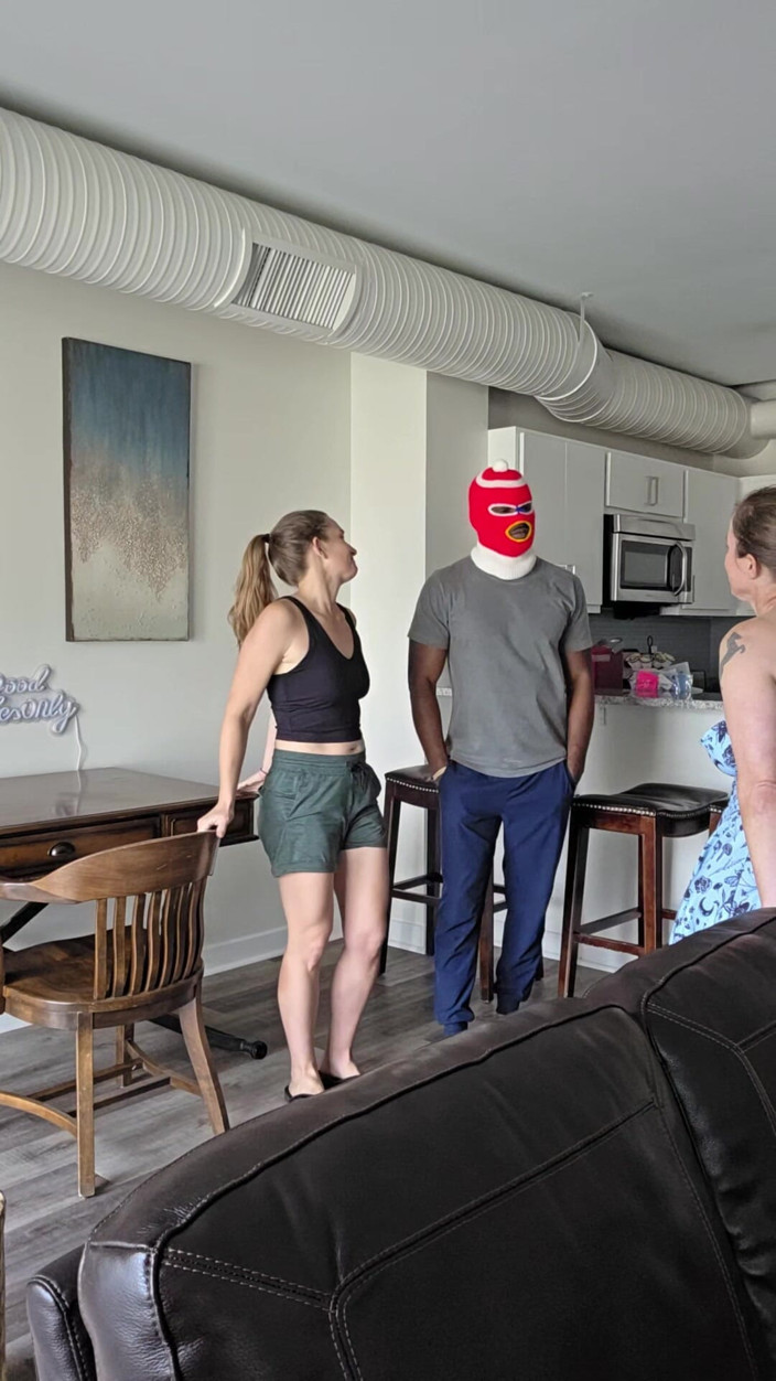 Jackrackemxxx: 2 Sluts Worship BBC in Front of Cuckboy