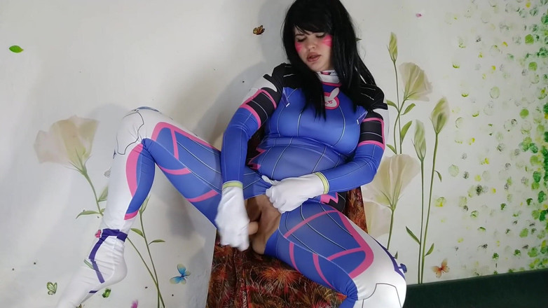 LizAngel: D.VA memancut ke sepenuhnya