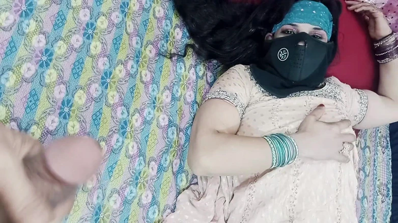 Netu: Hot Indian Desi Village Bhabhi Was Fucked by Dever Clear...