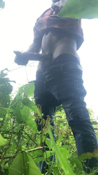 Quick Cum After a Long Walk in the Woods