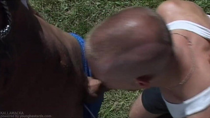 Young Bastards: Sesiune de antrenament anal Chavs