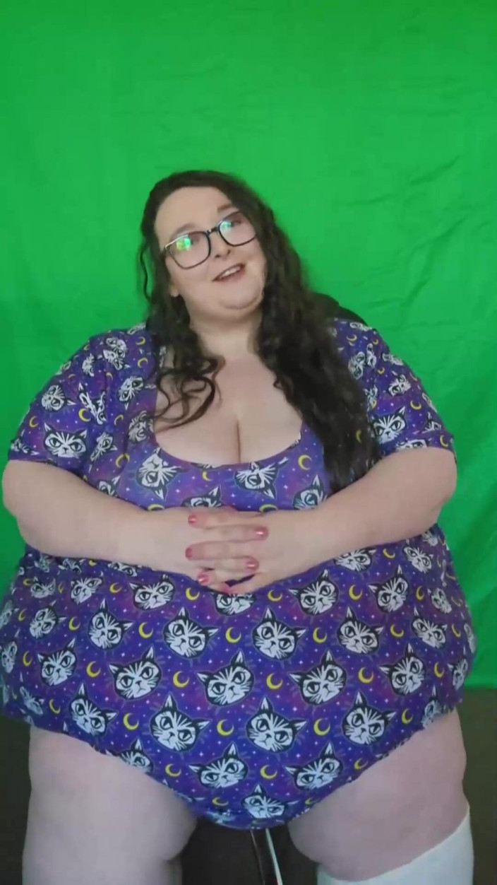 SSBBWLadyBrads: Kde byla vaše bohyně část 2?