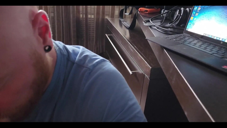 Logan Stanley: Older Hung Stepdaddy Breeds Ginger Cub and Makes Him Moan