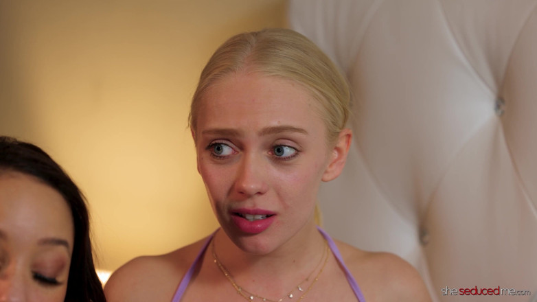 She seduced me: Girls Learn to Share