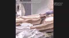 WaxingCam: Depilace pro muže, modelka