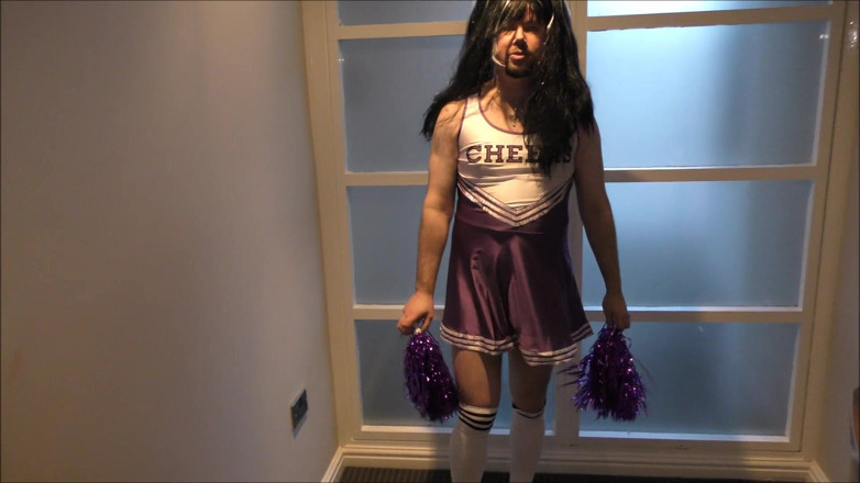 Mxtress Valleycat: Cheerleader try outs
