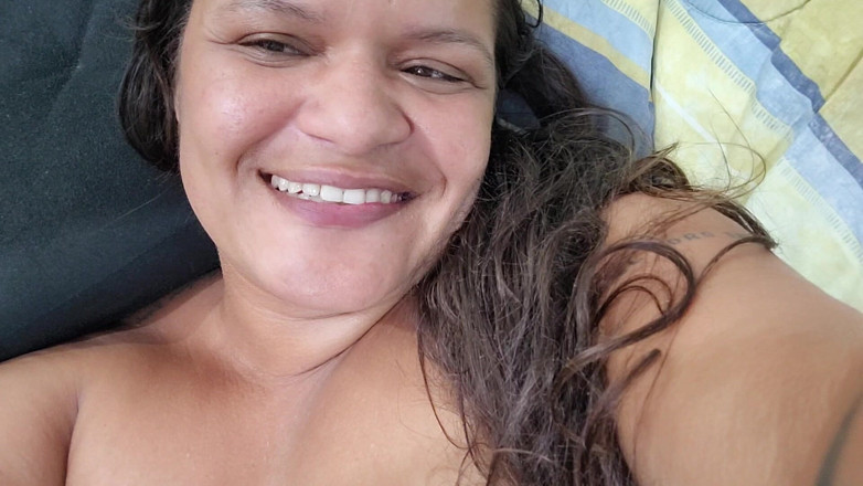 Paty Bumbum: Leandro Likes to See My Ass