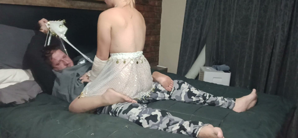Bigjoefuckalott: Rubia cachonda