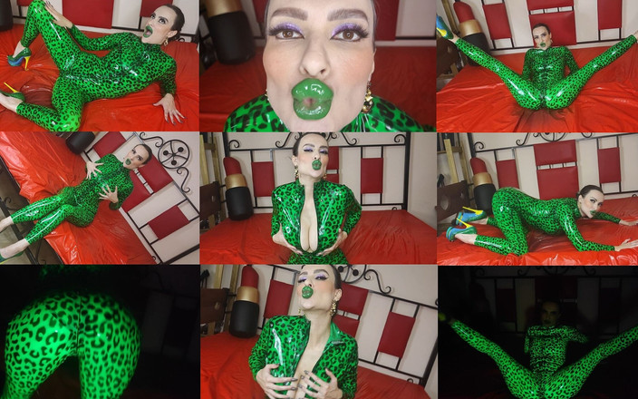 Princess18_: Ti Seduco Con Le Mie Lucide Labbra Verdi Minuate E...