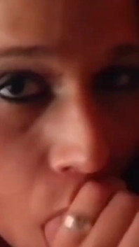Hermoso video amateur con chicas ansiosas por las grandes pollas de sus novios, película completa en hd