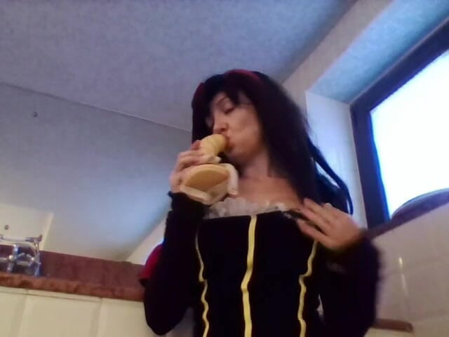 savannahamatoriale: Snowhite sangat kotor