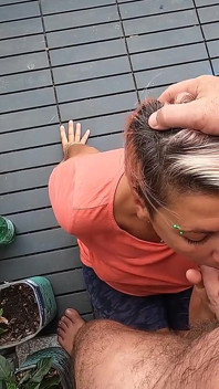 Ngừng làm những gì bạn đang làm - tôi muốn xuất tinh vào miệng của bạn
