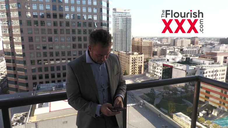 The Flourish XXX: Chad White i Keira Croft na balkonie i prysznic Ppay...