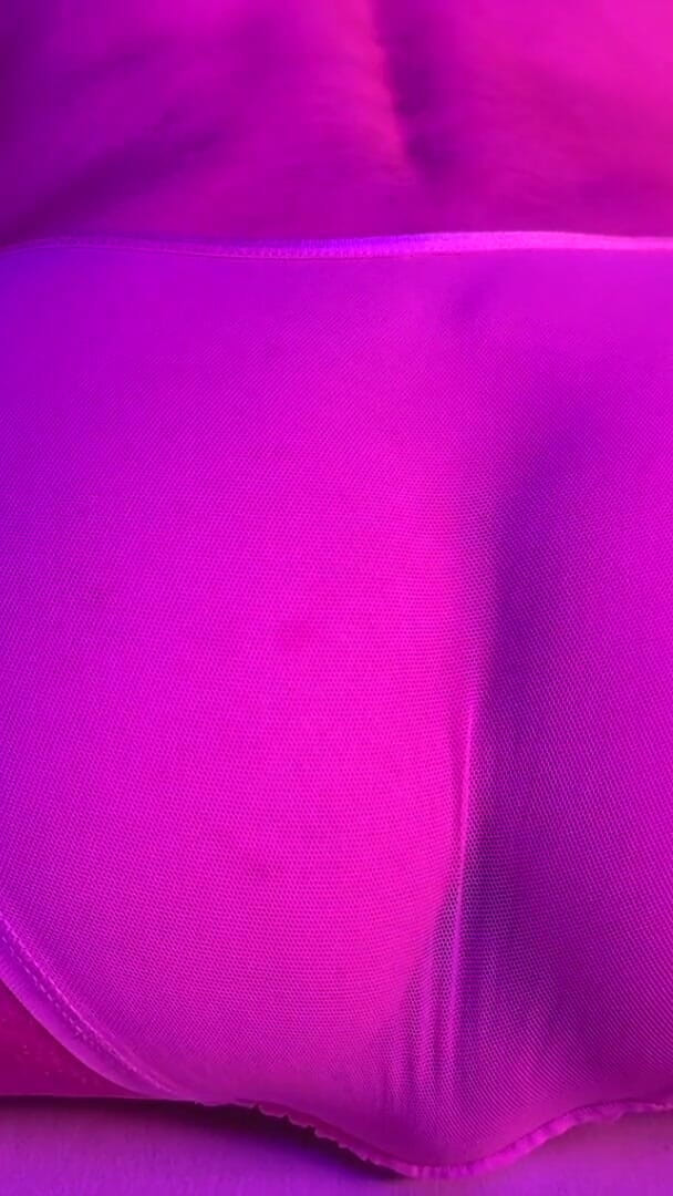 Horny Anal Play: 12cm široký anální pyramidový kolík úplně skrytý v mém zadku