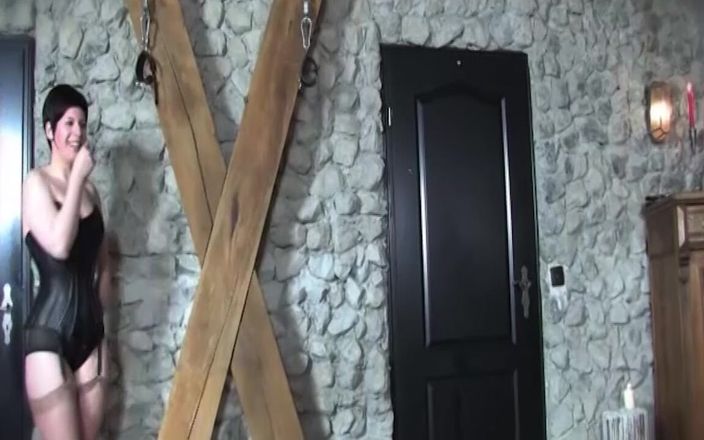 EroticEntertainment.Club: 常にお客様のために