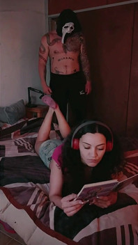 Chica Universitaria Y El Scream Musculoso: Anal Intenso