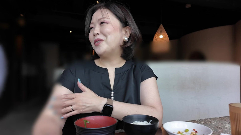 Strix: Shiho - Mature and Erotic Babe, Hungry Wife