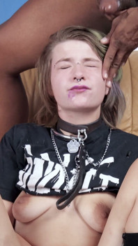 Emily 18 plus wird extrem hart in den arsch gefickt und ins gesicht gespritzt