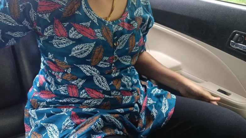 Inba: 車の中でロールプレイロマンスを楽しむOLガール