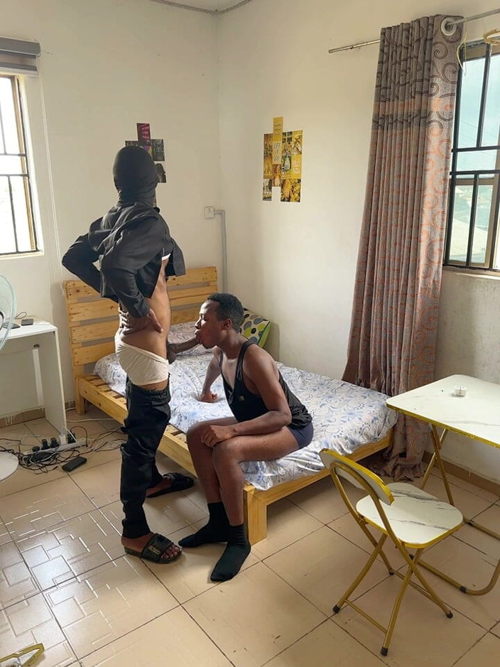 Purplecum: En büyük siyah yaraklı seks