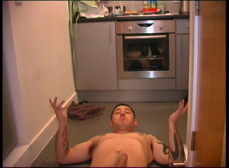 Get Your Fix: Sesso amatoriale in cucina con una coppia