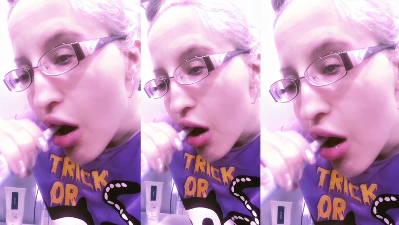 FinDom Goaldigger: Asmr Diş Fırçası Kulaklıkta Dinle