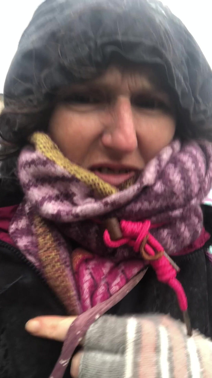 MistressWriggler: Miga moją cyckę z rockowym twardym nipem w pieprzonej brudnej...