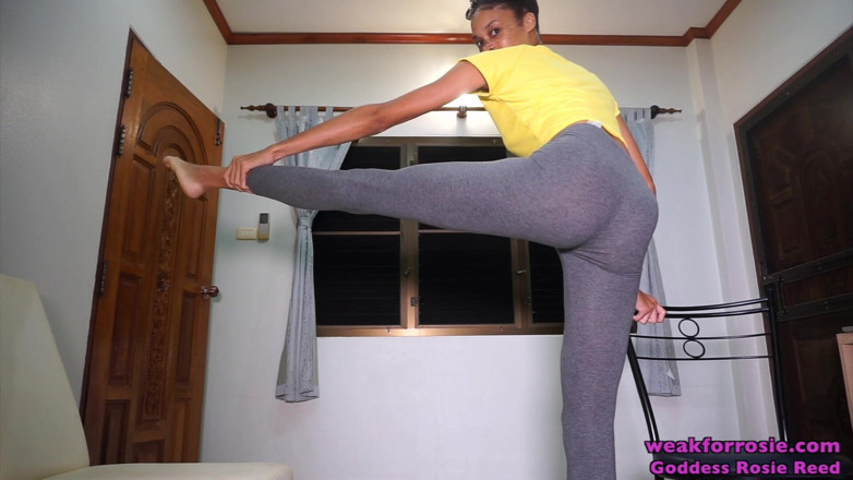 Rosie Reed: Il cazzo del patrigno con pantaloni da yoga- 1080p HD