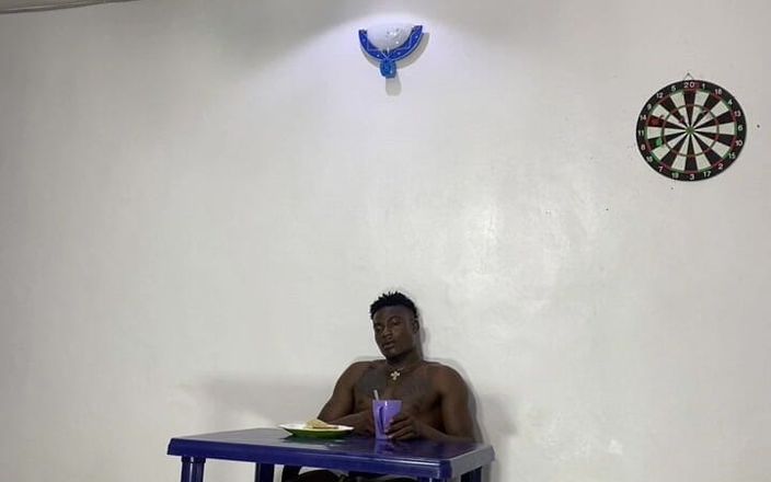Baddestboyx: 操我又在舔舐