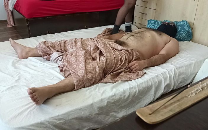 Amateur_MS: Amateur Couple Nylon Massage
